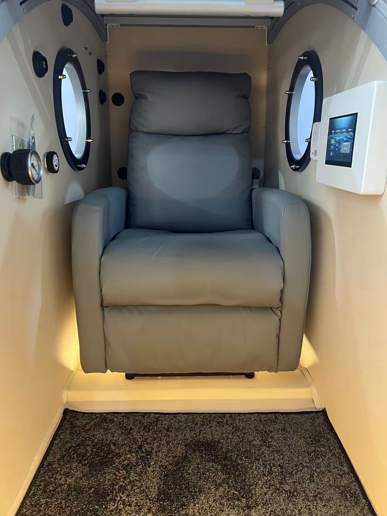 RedCel 1 Person Hard Hyperbaric Chamber 2 ATA  Deluxe Sitting